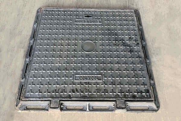 cast iron manhole covers