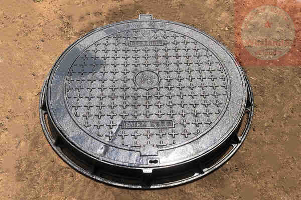 ductile and cast iron manhole covers Φ800x60 H50